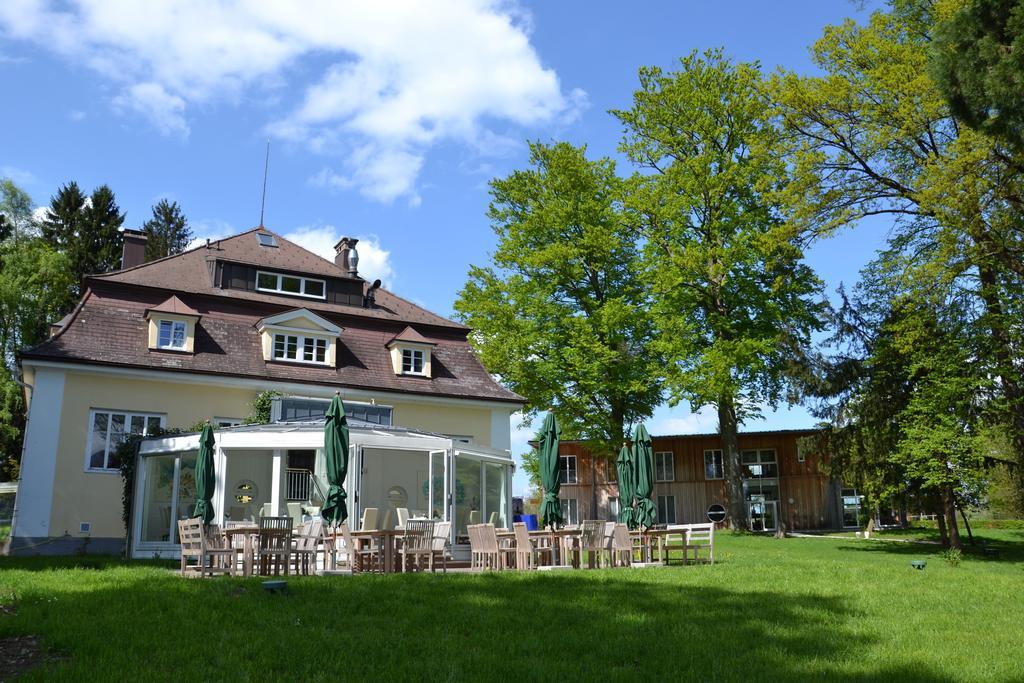 Das Grafengut Hotel Nussdorf am Attersee Exterior photo