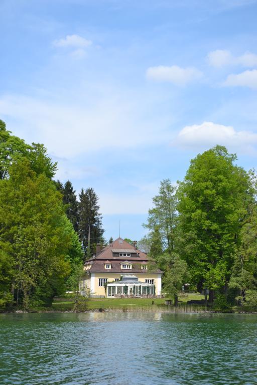 Das Grafengut Hotel Nussdorf am Attersee Exterior photo